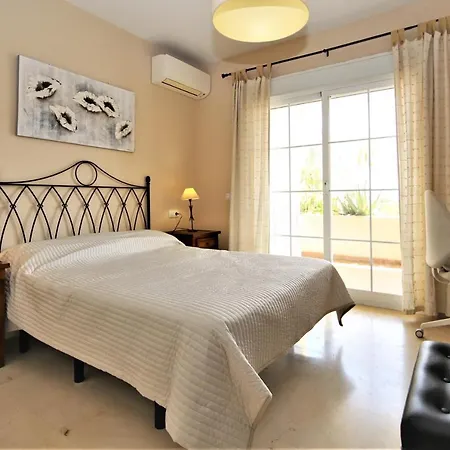 Port Olivian Apartamento Estepona